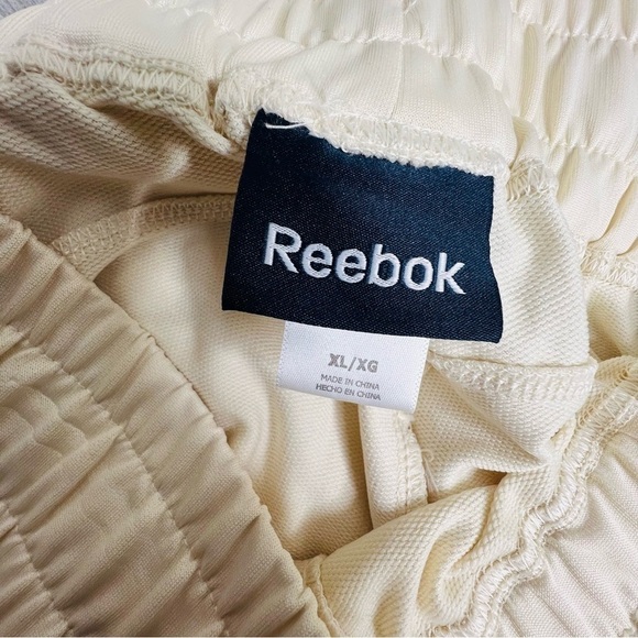 Reebok Lightweight Joggers - Picture 4 of 5